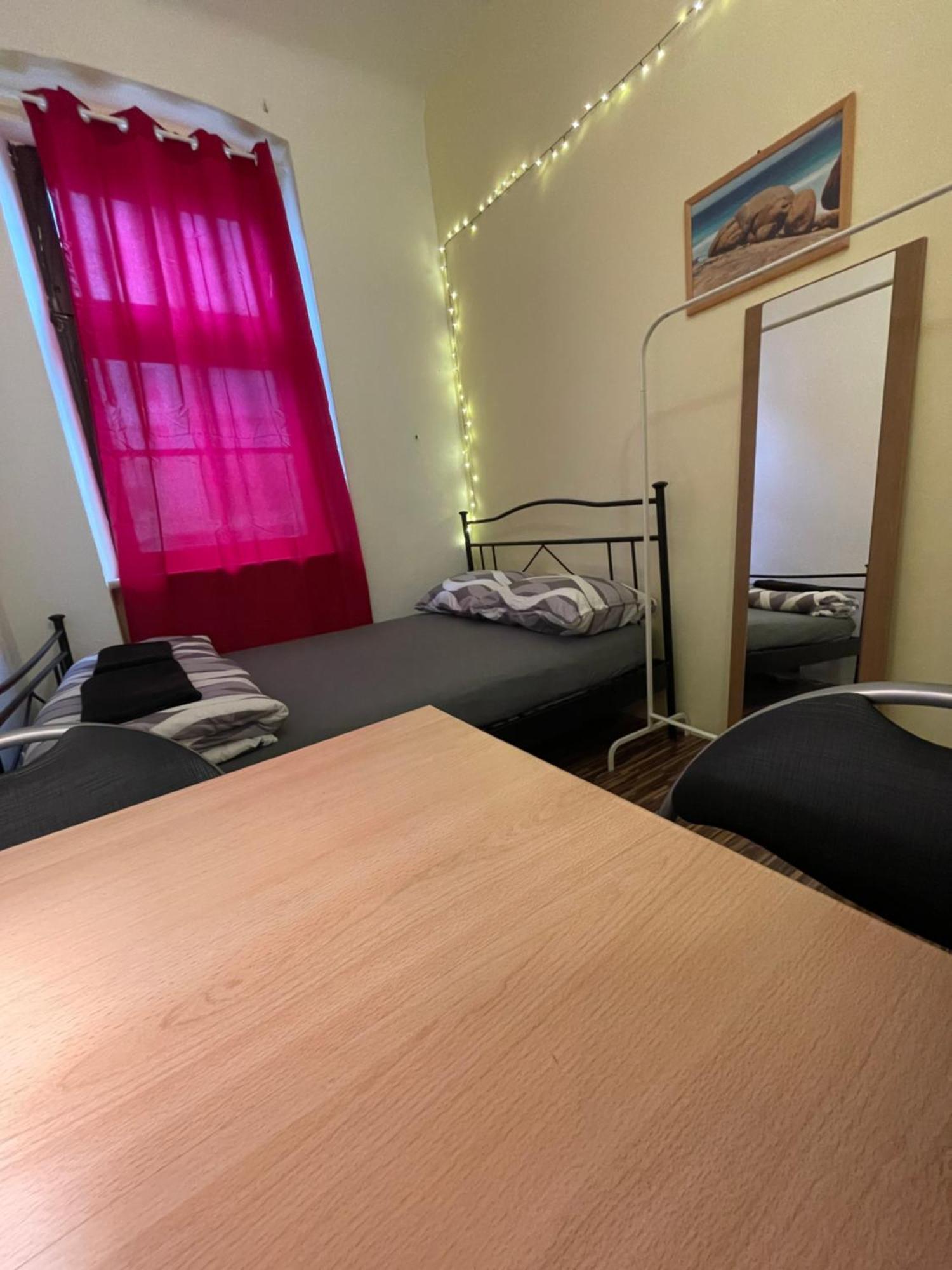 U6 Schoepfwerk Home Wien Eksteriør bilde