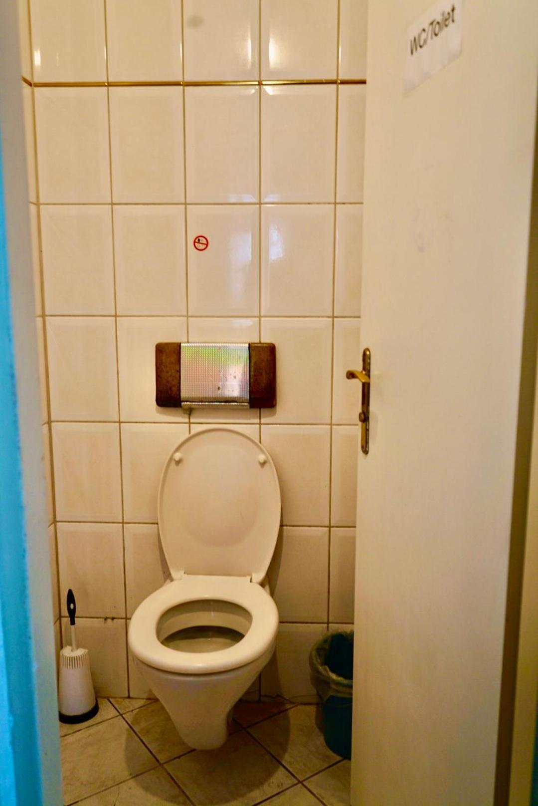U6 Schoepfwerk Home Wien Eksteriør bilde